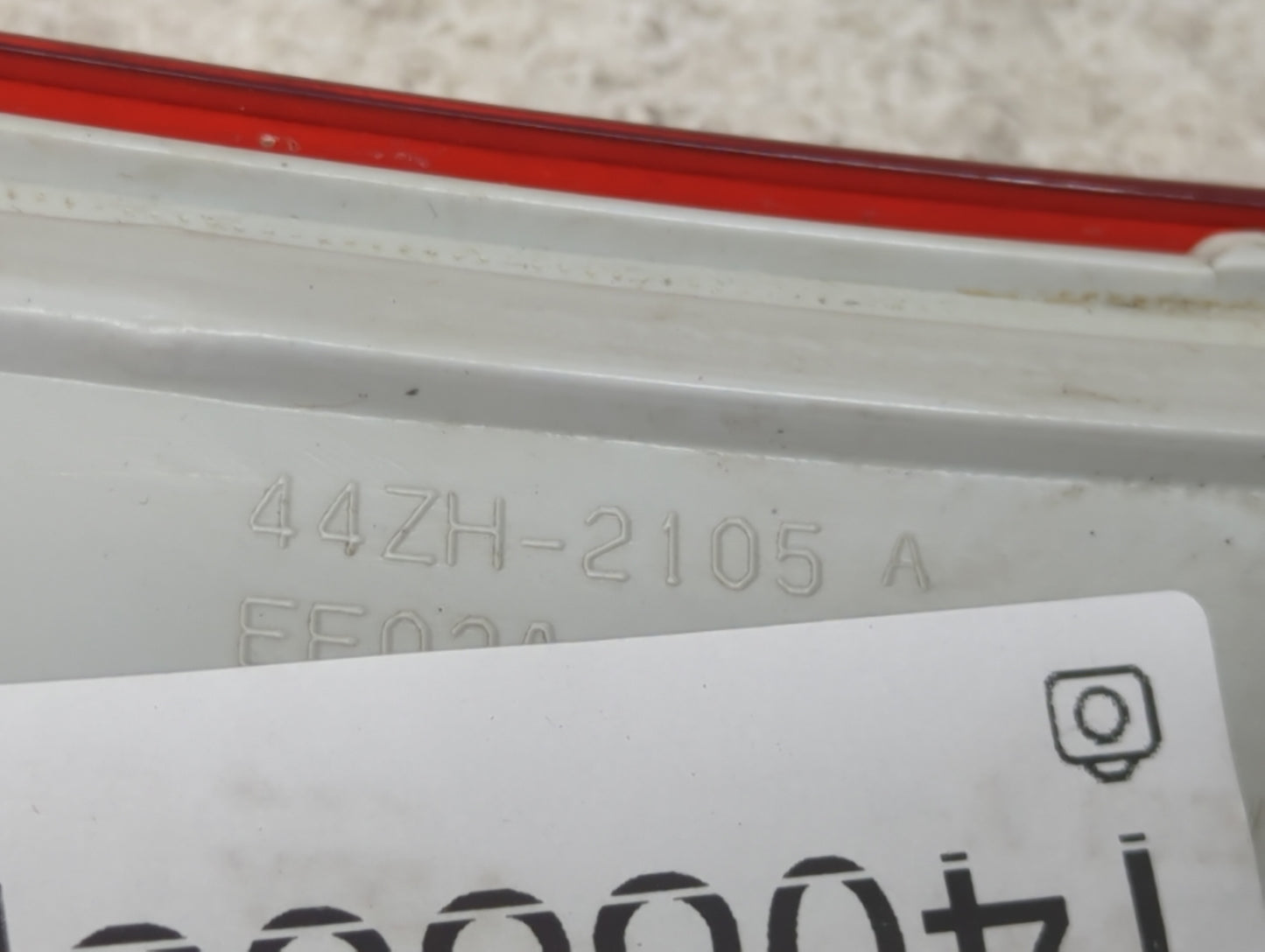 2013-2016 Ford Escape Tail Light Assembly Passenger Right OEM P/N:CJ54-13404-A CJ5X-13440-A Fits Fits 2013 2014 2015 2016 OE