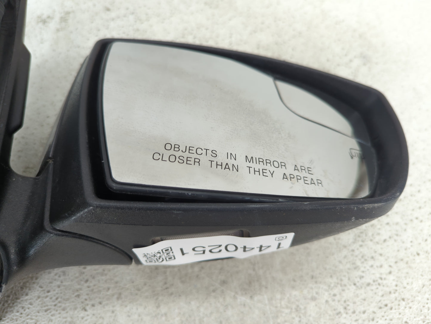 2013-2016 Ford Escape Passenger Side View Mirror - Right Door Mirror OEM Used - Oemusedautoparts1.com