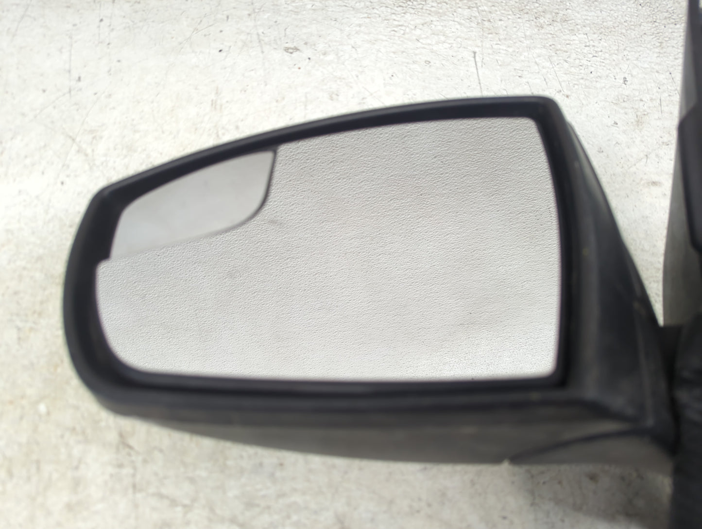 2013-2016 Ford Escape Driver Side View Mirror - Left Door Mirror OEM Used - Oemusedautoparts1.com
