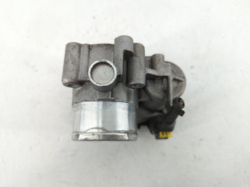 2013-2016 Ford Escape Throttle Body P/N:7S7G-9F991-CA Fits Fits 2013 2014 2015 2016 2017 2018 2019 OEM Used Auto Parts