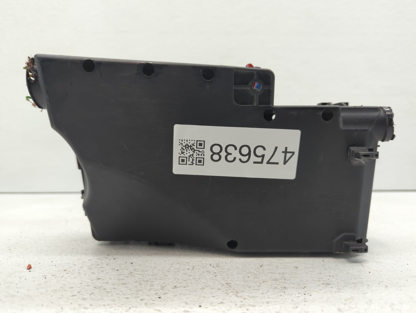 2013-2016 Ford Escape Fusebox Fuse Box Panel Relay Module P/N:AV6T-14A067-AC AV6T-14A067-AB Fits Fits 2013 2014 2015 2016 OE
