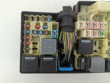2013-2016 Ford Escape Fusebox Fuse Box Panel Relay Module P/N:AV6T-14A142-AB Fits Fits 2013 2014 2015 2016 OEM Used Auto Parts