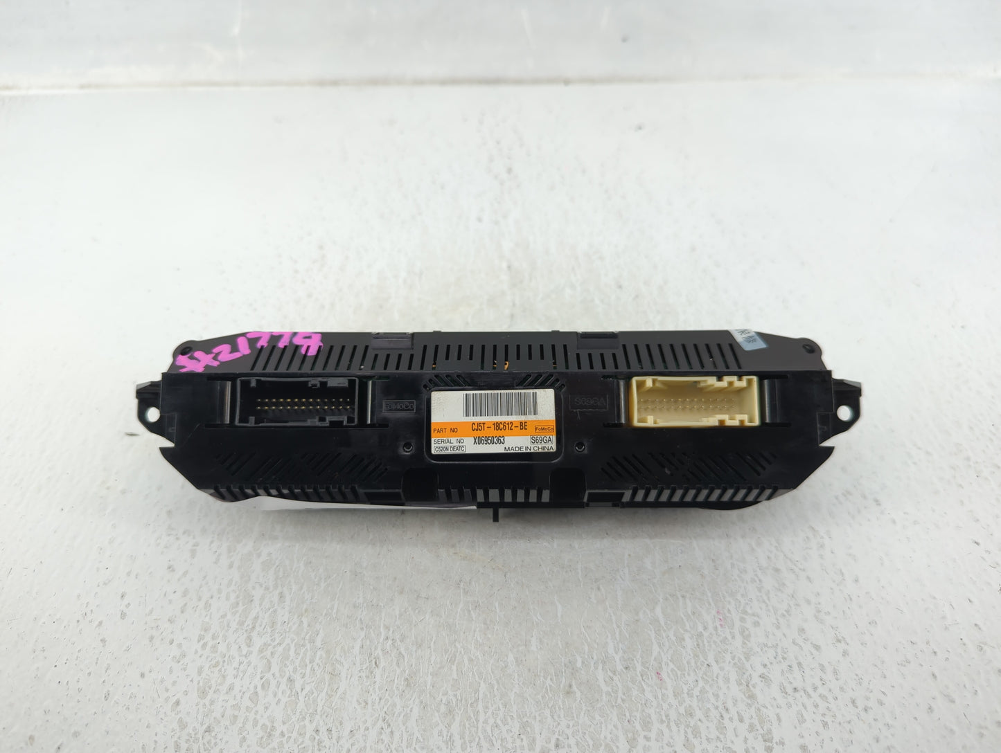 2015-2016 Ford Escape Climate Control Module Temperature AC/Heater Replacement P/N:CJ5T-18C612-BE Fits Fits 2015 2016 OEM Us