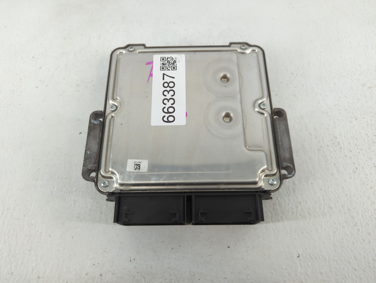 2015 Ford Escape PCM Engine Control Computer ECU ECM PCU OEM P/N:FJ5A-12B684-BA FJ5A-12A650-DC Fits OEM Used Auto Parts - Oe