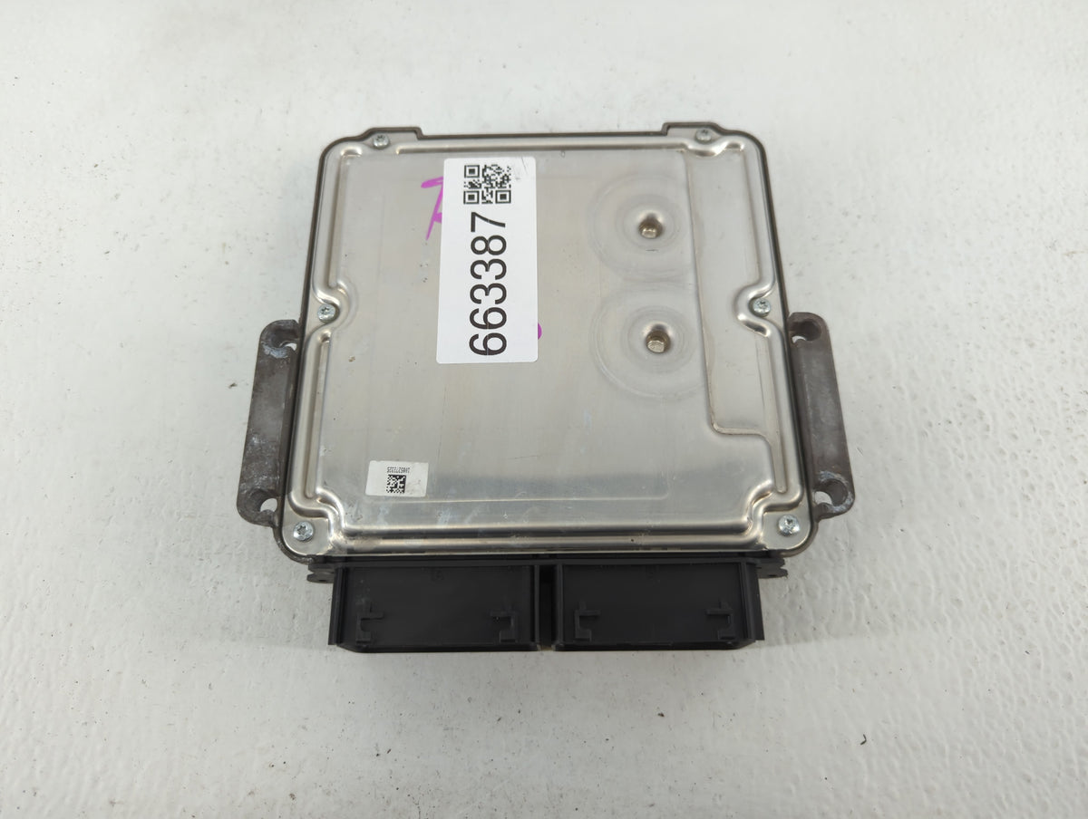2015 Ford Escape PCM Engine Control Computer ECU ECM PCU OEM P/N:FJ5A-12B684-BA FJ5A-12A650-DC Fits OEM Used Auto Parts - Oe