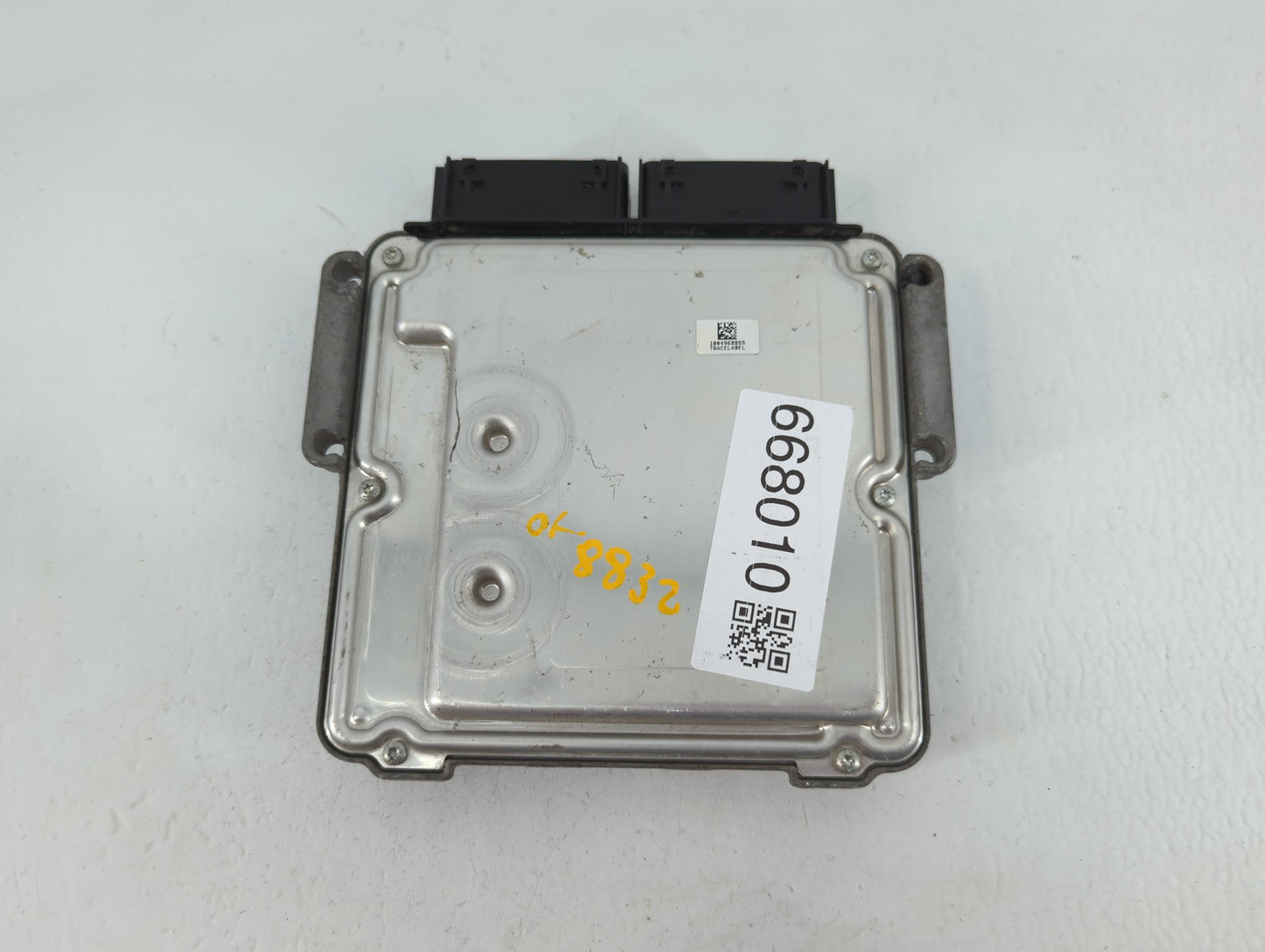 2015-2016 Ford Escape PCM Engine Control Computer ECU ECM PCU OEM P/N:FJ5A-12B684-BA FJ5A-12A650-EC Fits Fits 2015 2016 OEM