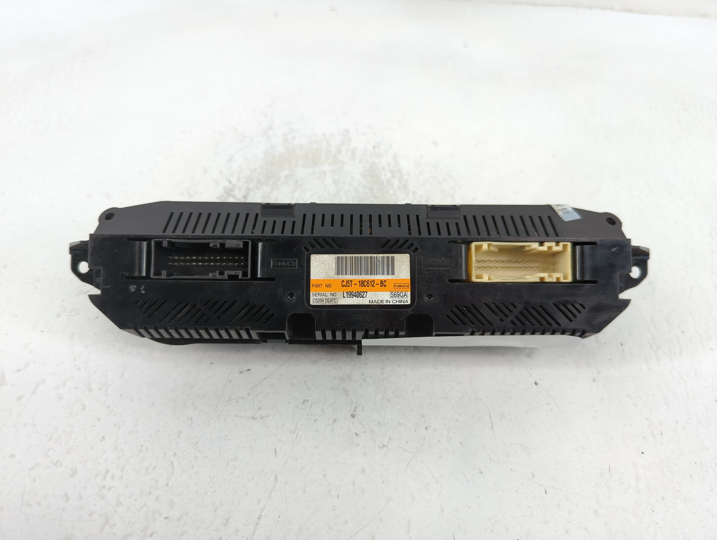 2013-2015 Ford Escape Climate Control Module Temperature AC/Heater Replacement P/N:CJ5T-18C612-BC CJ5T-18C612-AE Fits OEM Us
