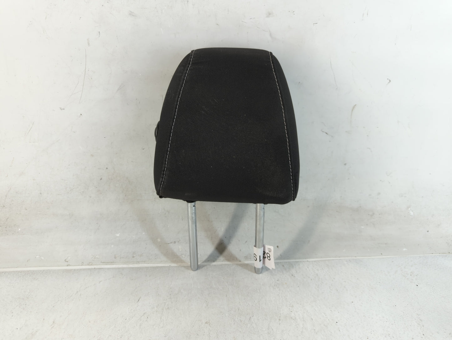 2013-2015 Ford Escape Headrest Head Rest Front Driver Passenger Seat Fits Fits 2013 2014 2015 OEM Used Auto Parts - Oemuseda