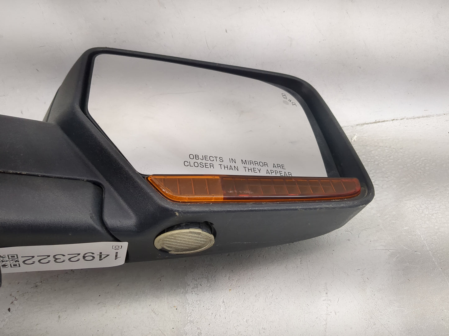 2015 Ford Expedition Passenger Side View Mirror - Right Door Mirror OEM Used - Oemusedautoparts1.com