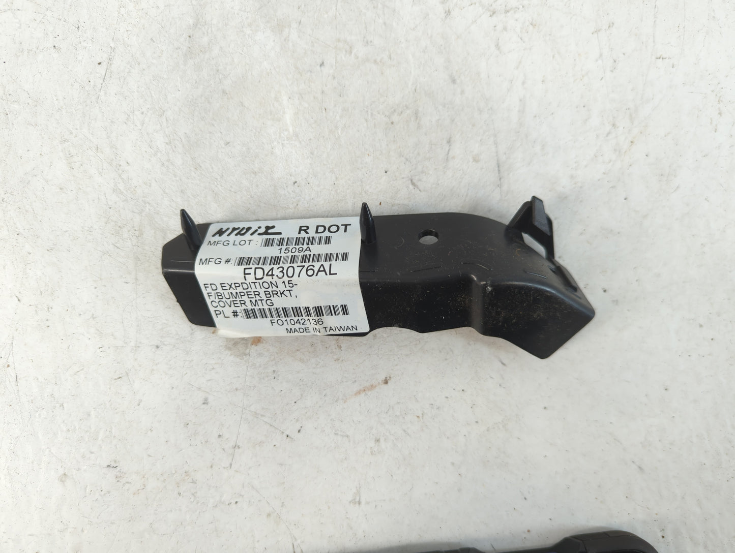 2015 Ford Expedition Front Bumper Reinforcement 885429 - Oemusedautoparts1.com