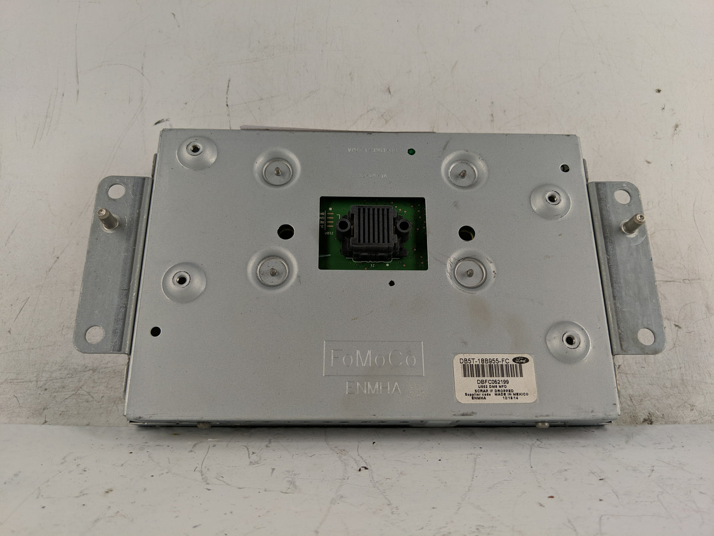 2015-2016 Ford Explorer Information Display Screen - Oemusedautoparts1.com