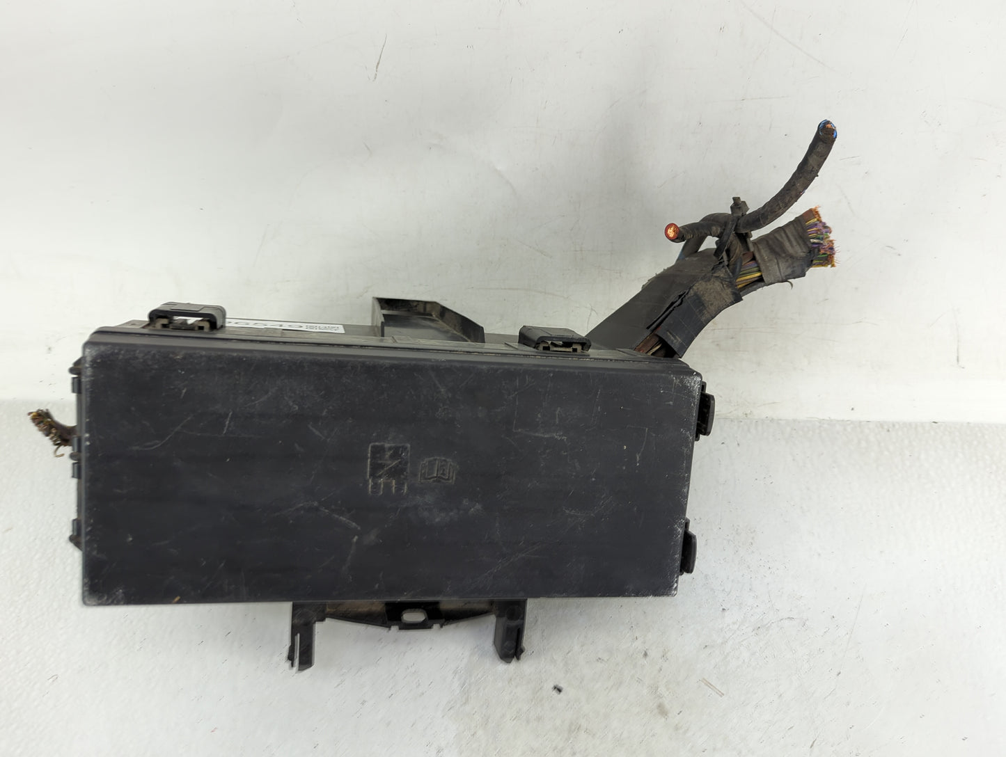 2014-2015 Ford Explorer Fusebox Fuse Box Panel Relay Module P/N:BT4T-14A003-AA Fits Fits 2014 2015 OEM Used Auto Parts - Oem