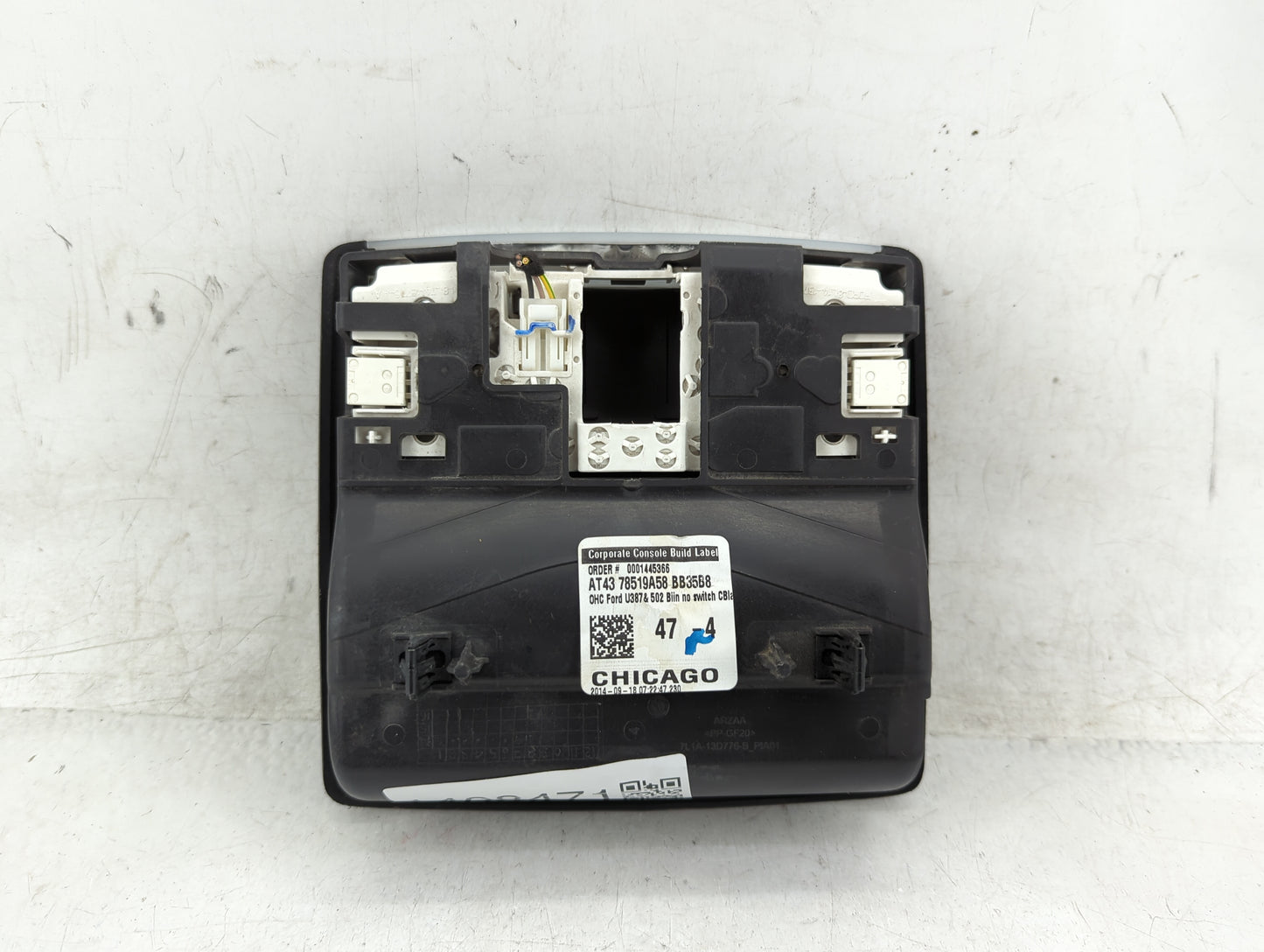 2011-2015 Ford Explorer Overhead Roof Console 1408471 - Oemusedautoparts1.com
