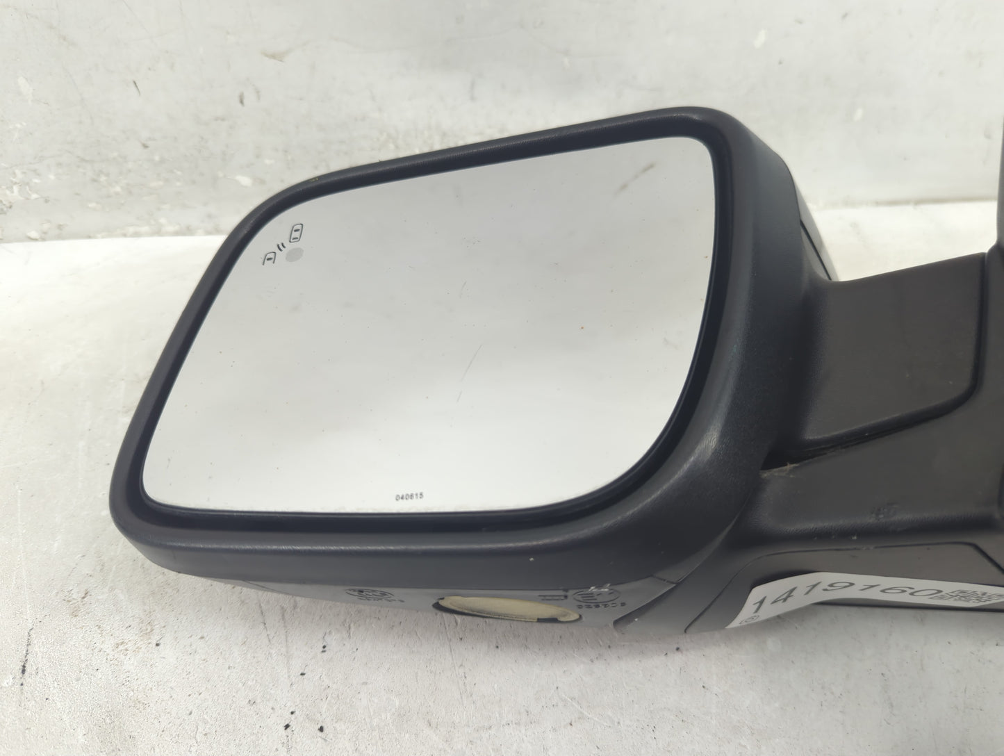 2011-2015 Ford Explorer Driver Side View Mirror - Left Door Mirror OEM Used - Oemusedautoparts1.com