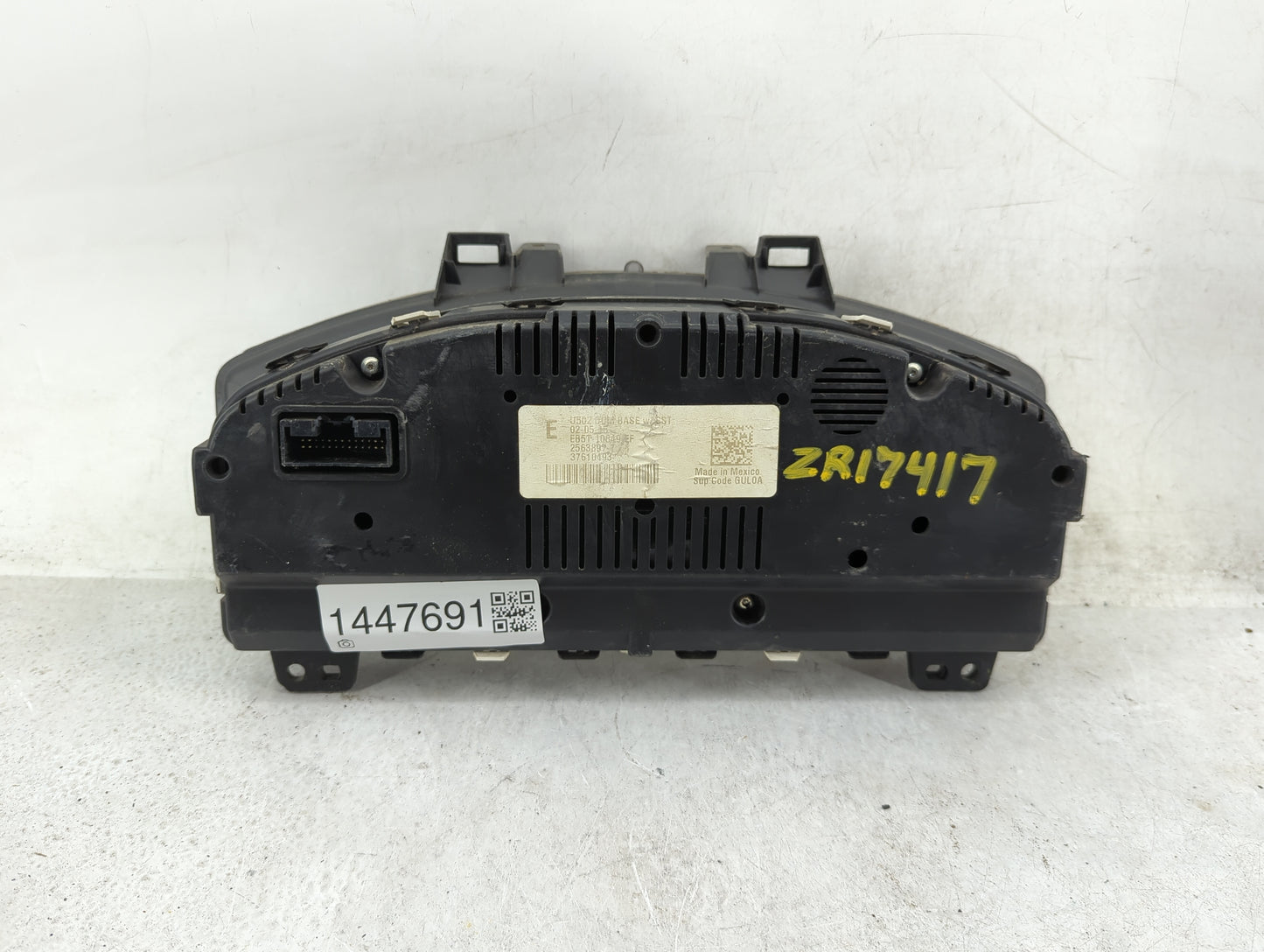 2014-2015 Ford Explorer Instrument Cluster Speedometer Gauges P/N:EB5T-10849-EF 2563897, 37610493 Fits Fits 2014 2015 OEM Us