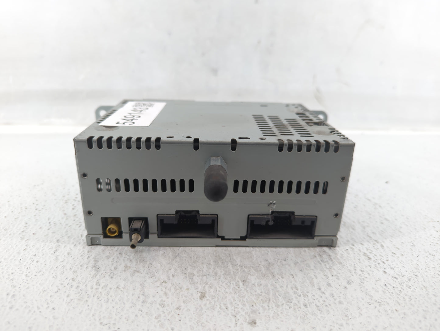 2015-2015 Ford Explorer Am Fm Cd Player Radio Receiver - Oemusedautoparts1.com