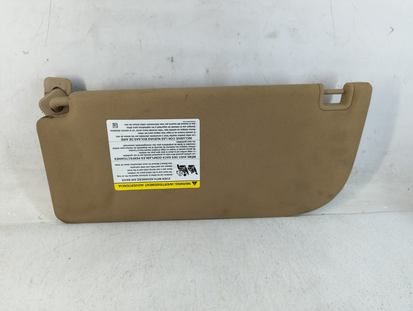 2015-2017 Ford F-150 Sun Visor Shade Replacement Passenger Right Mirror Fits Fits 2015 2016 2017 OEM Used Auto Parts - Oemus