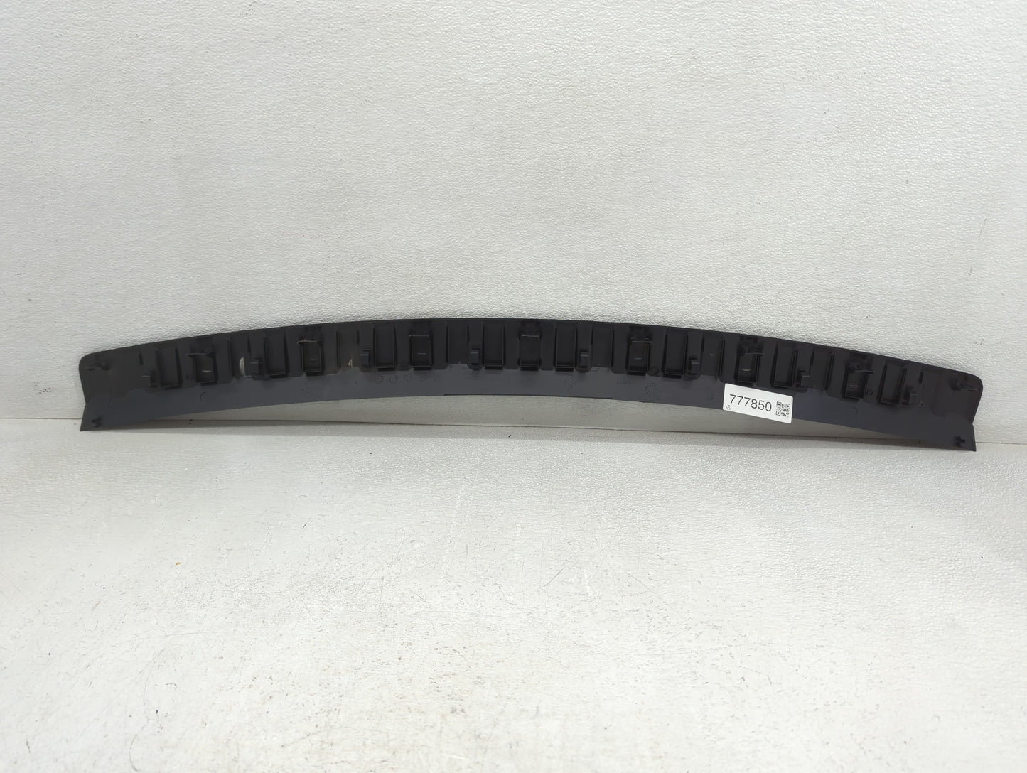 2011-2016 Ford F-250 Super Duty Front Bumper - Oem - Oemusedautoparts1.com