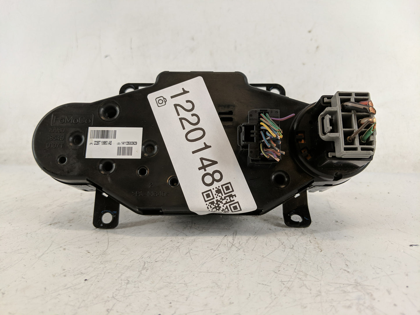 2014-2019 Ford Fiesta Climate Control Module Temperature AC/Heater Replacement P/N:D2BT 19980 AE Fits OEM Used Auto Parts -