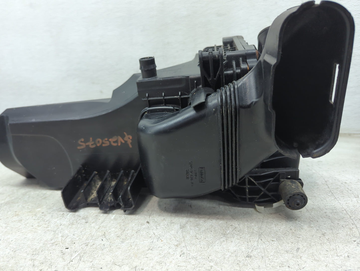2014-2017 Ford Fiesta Air Cleaner Intake-duct Hose Tube 1498339 - Oemusedautoparts1.com