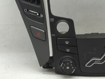 2014-2016 Ford Fiesta Climate Control Module Temperature AC/Heater Replacement P/N:D2BT-18C612-AG D2BT-18C612-AF Fits OEM Used Auto Parts