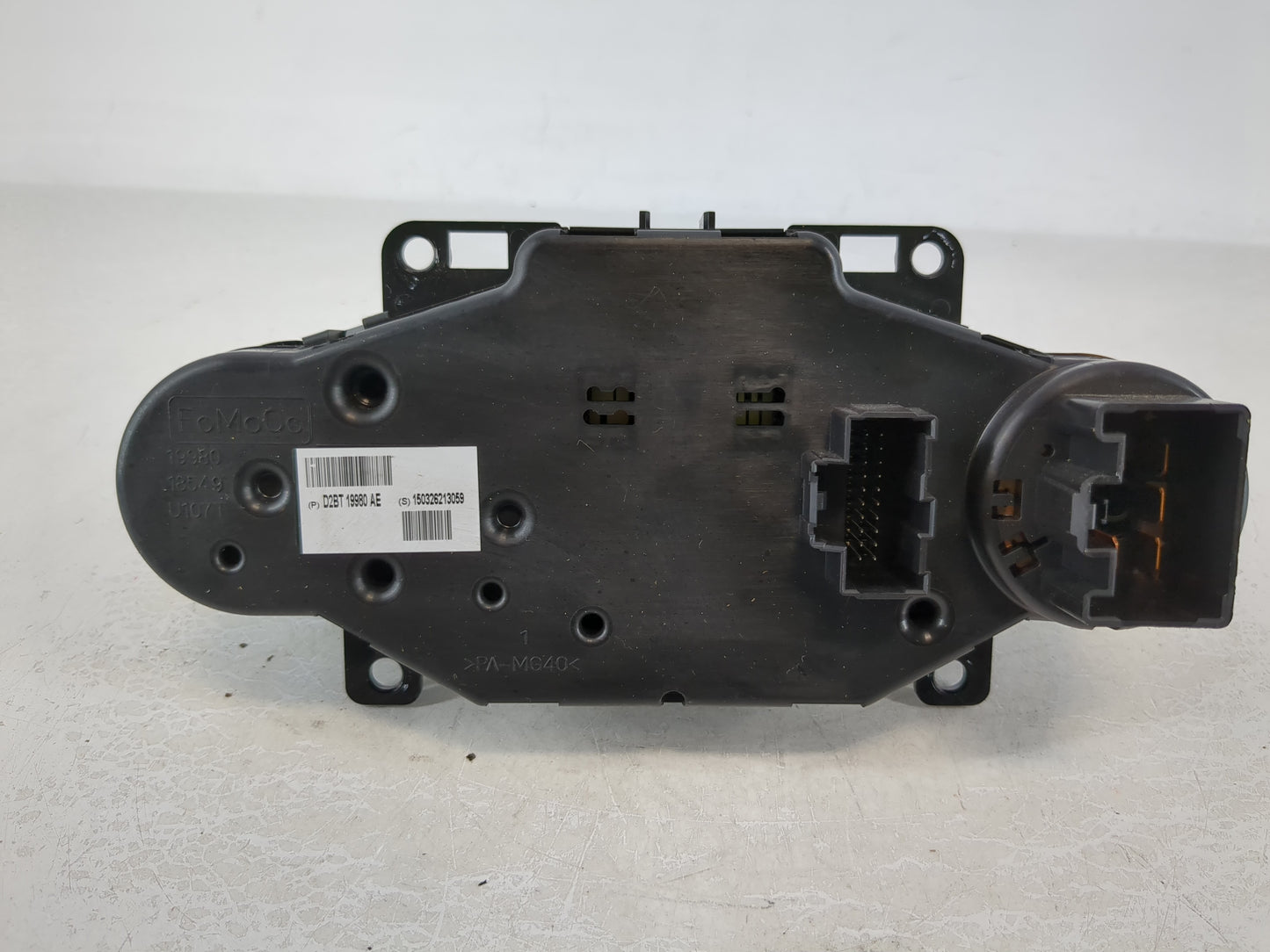 2014-2019 Ford Fiesta Climate Control Module Temperature AC/Heater Replacement P/N:D2BT 19980 AE Fits OEM Used Auto Parts -