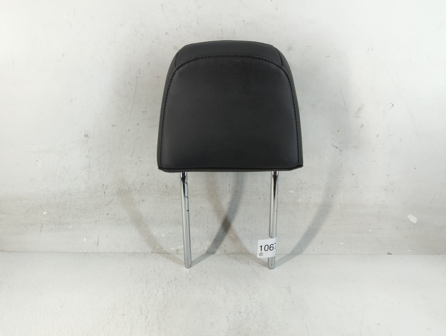 2015-2018 Ford Focus Headrest Head Rest Front Driver Passenger Seat Fits Fits 2015 2016 2017 2018 OEM Used Auto Parts - Oemu