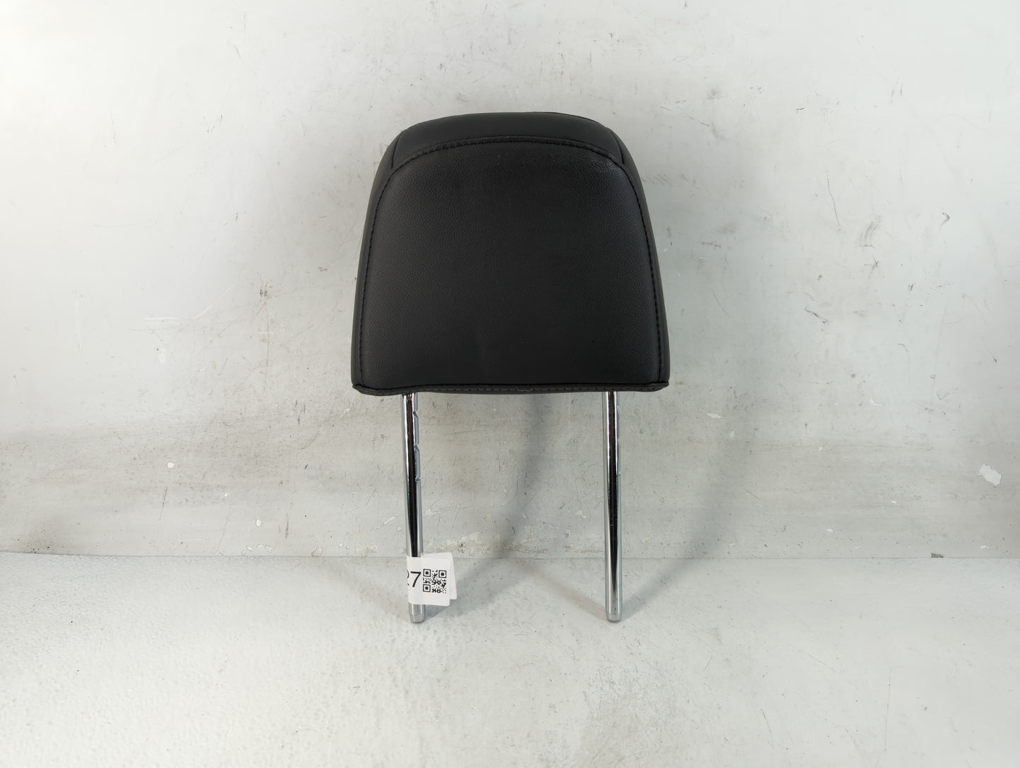 2015-2018 Ford Focus Headrest Head Rest Front Driver Passenger Seat Fits Fits 2015 2016 2017 2018 OEM Used Auto Parts - Oemu