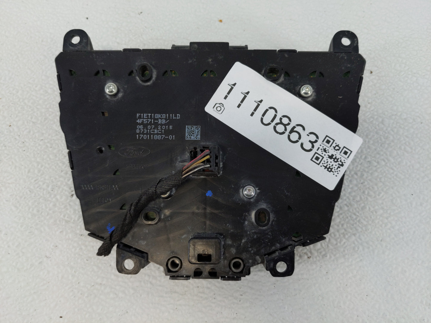 2015 Ford Focus Radio AM FM Cd Player Receiver Replacement P/N:F1ET 18K811 LD Fits OEM Used Auto Parts - Oemusedautoparts1.c