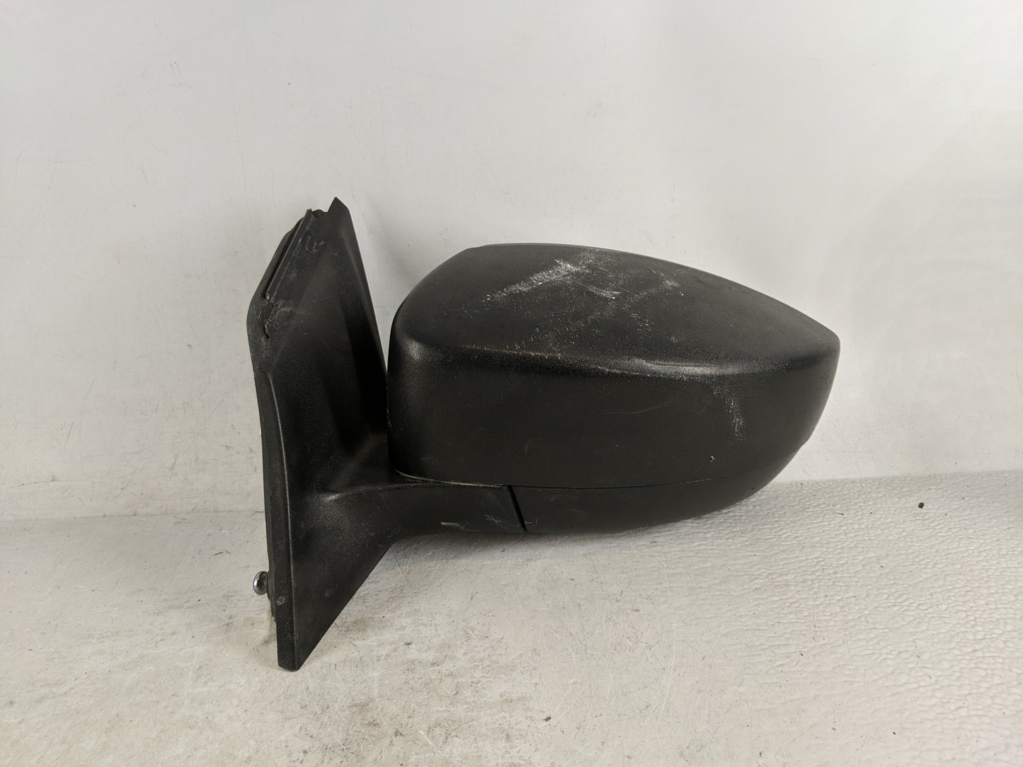 2015-2018 Ford Focus Driver Side View Mirror - Left Door Mirror OEM Used - Oemusedautoparts1.com