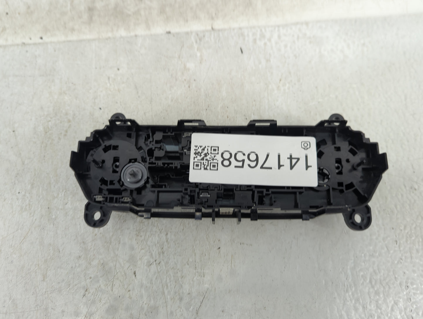 2015-2018 Ford Focus Climate Control Module Temperature AC/Heater Replacement P/N:E1108075 Fits Fits 2015 2016 2017 2018 OEM