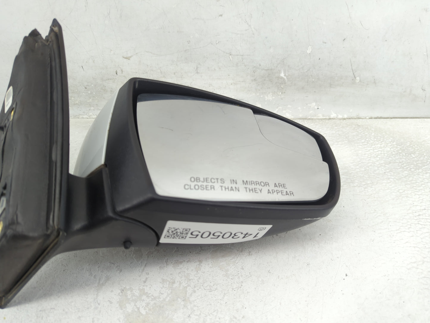 2015-2018 Ford Focus Passenger Side View Mirror - Right Door Mirror OEM Used - Oemusedautoparts1.com