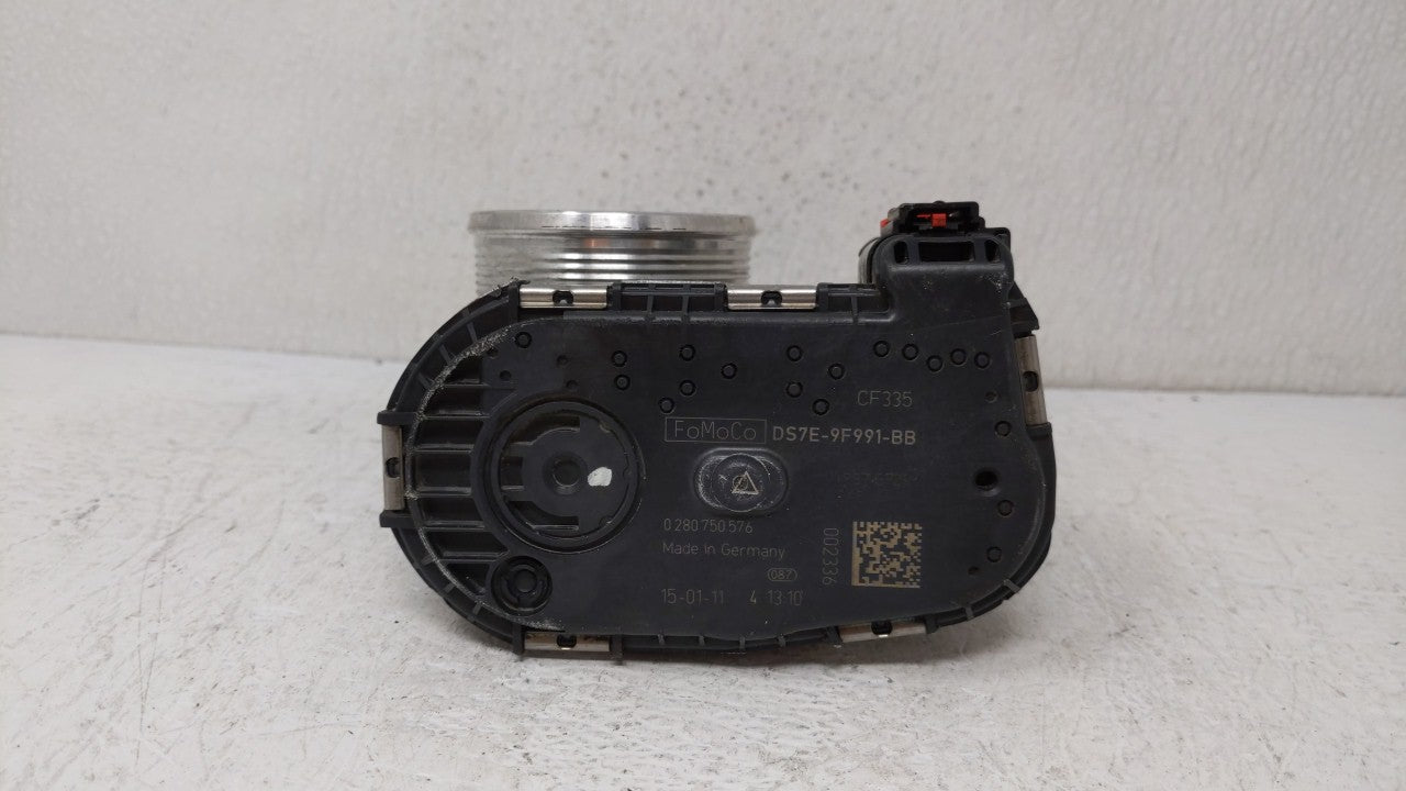2014-2018 Ford Focus Throttle Body P/N:DS7E-9F991-BB Fits Fits 2014 2015 2016 2017 2018 2019 OEM Used Auto Parts - Oemusedau