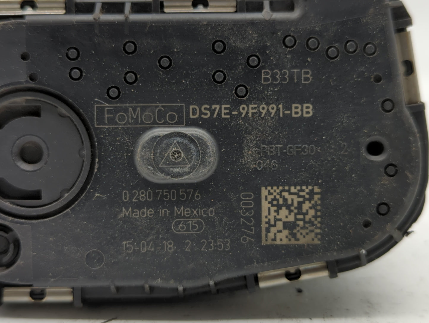 2014-2018 Ford Focus Throttle Body P/N:DS7E-9F991-BB Fits Fits 2014 2015 2016 2017 2018 2019 OEM Used Auto Parts - Oemusedau