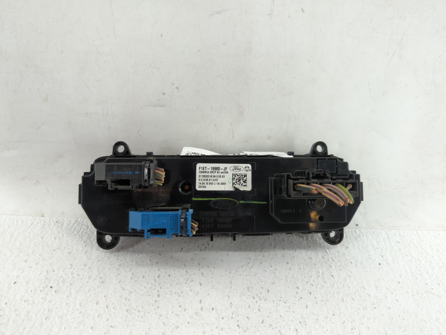 2015-2018 Ford Focus Climate Control Module Temperature AC/Heater Replacement P/N:F1ET-19980-LJ F1ET-19980-JF Fits OEM Used