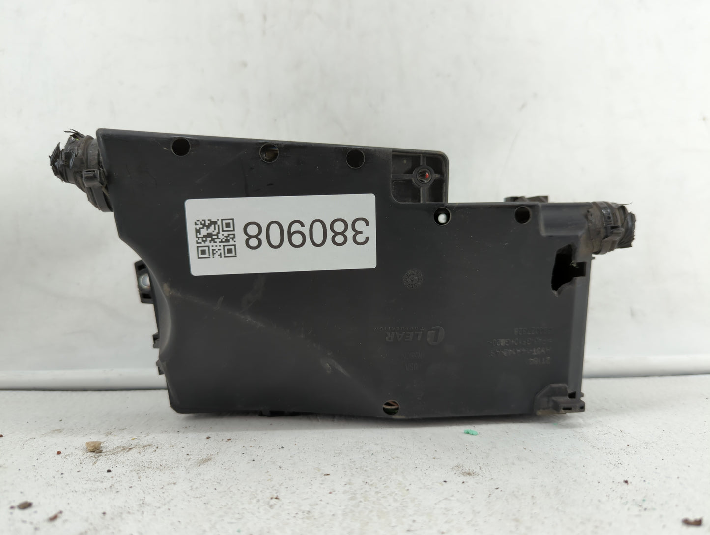 2015 Ford Focus Fusebox Fuse Box Panel Relay Module P/N:AV6T-14A067-AD AV6T-14A142-AB Fits OEM Used Auto Parts - Oemusedauto