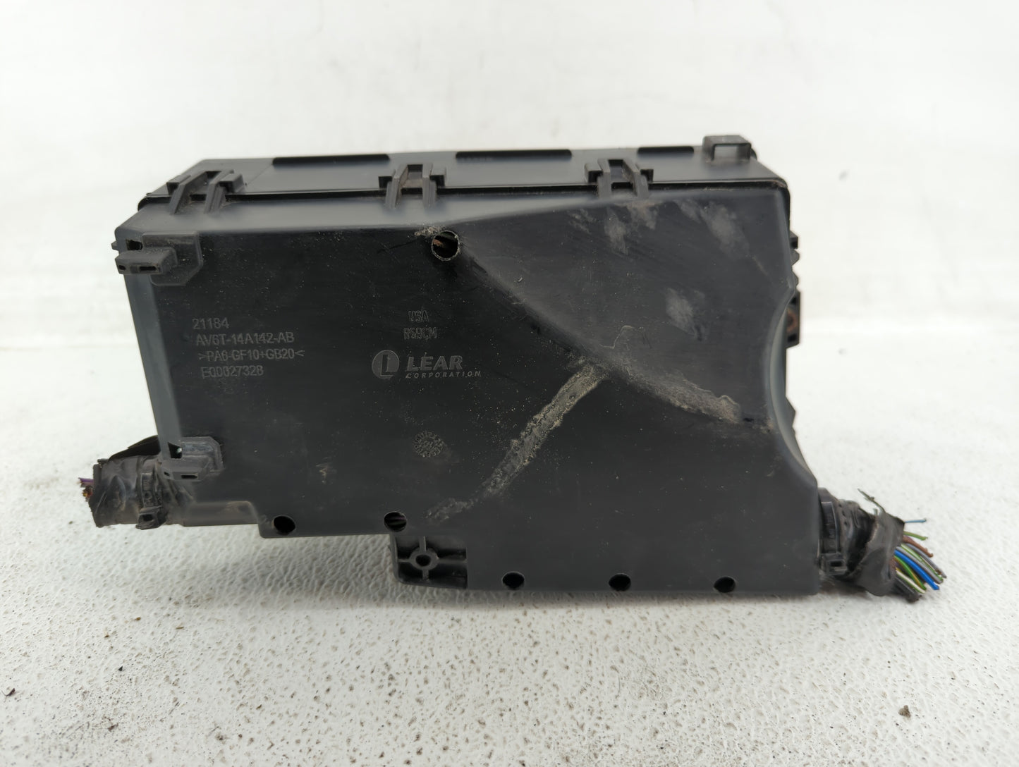 2015 Ford Focus Fusebox Fuse Box Panel Relay Module P/N:AV6T-14A067-AD AV6T-14A142-AB Fits OEM Used Auto Parts - Oemusedauto