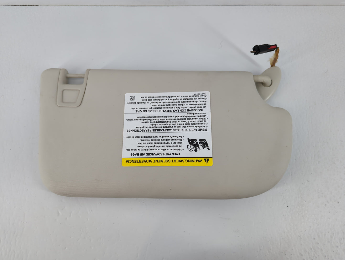 2013-2018 Ford Focus Sun Visor Shade Replacement Driver Left Mirror Fits Fits 2013 2014 2015 2016 2017 2018 OEM Used Auto Pa