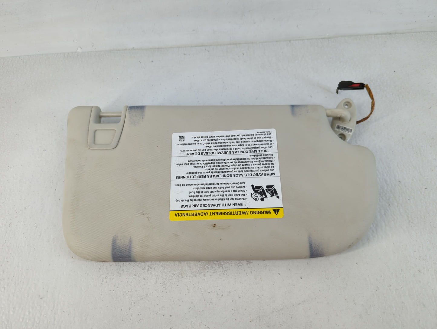 2013-2018 Ford Focus Sun Visor Shade Replacement Passenger Right Mirror Fits Fits 2013 2014 2015 2016 2017 2018 OEM Used Aut