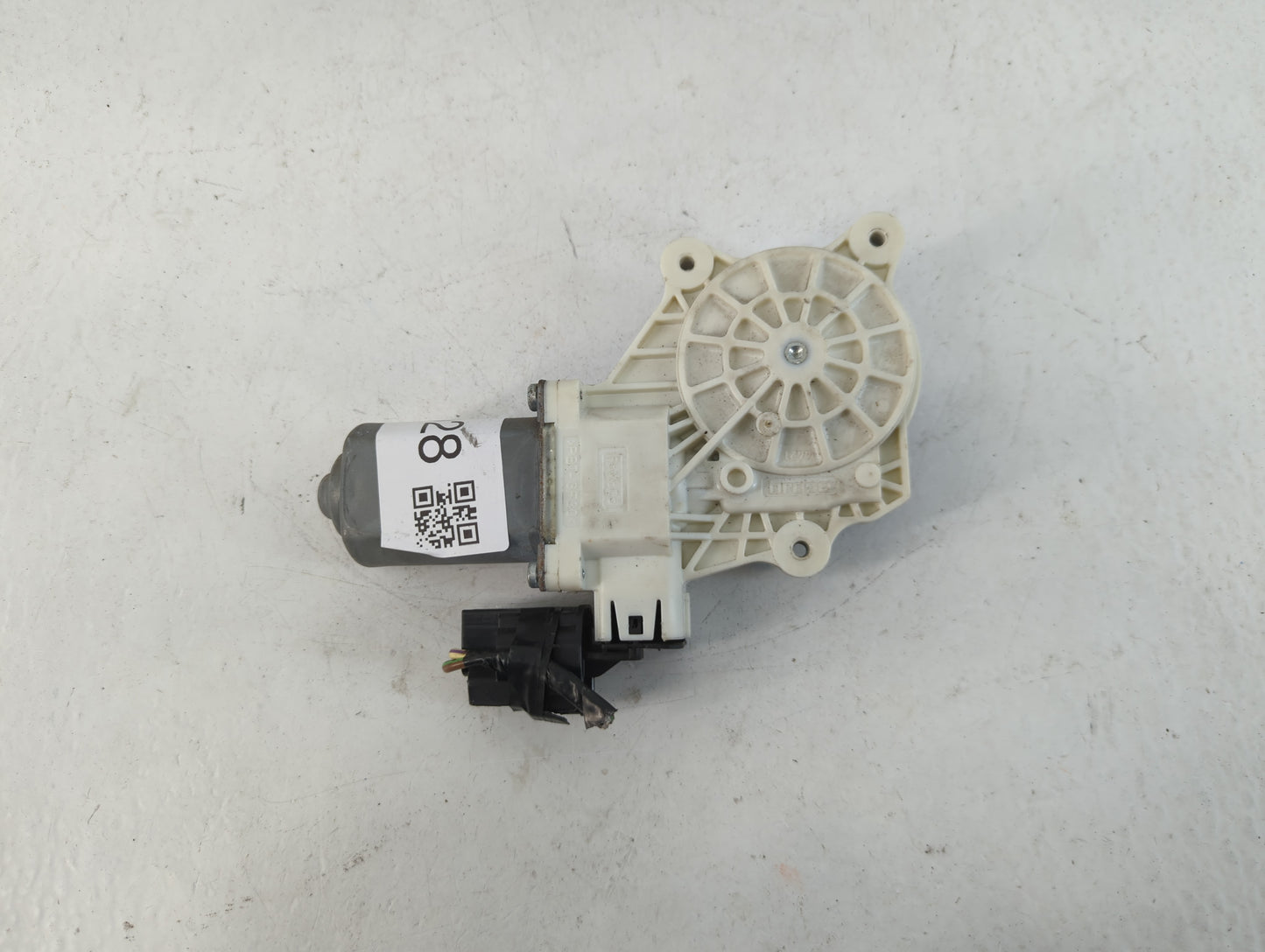 2012-2018 Ford Focus Passenger Front Right Power Window Motor - Oemusedautoparts1.com
