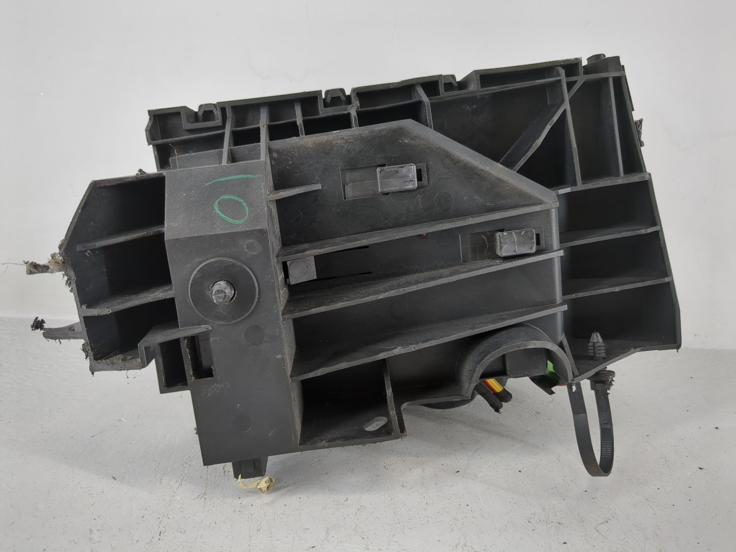 2015-2016 Ford Fusion Fusebox Fuse Box Panel Relay Module P/N:FG9T14A067AC Fits Fits 2015 2016 OEM Used Auto Parts - Oemused