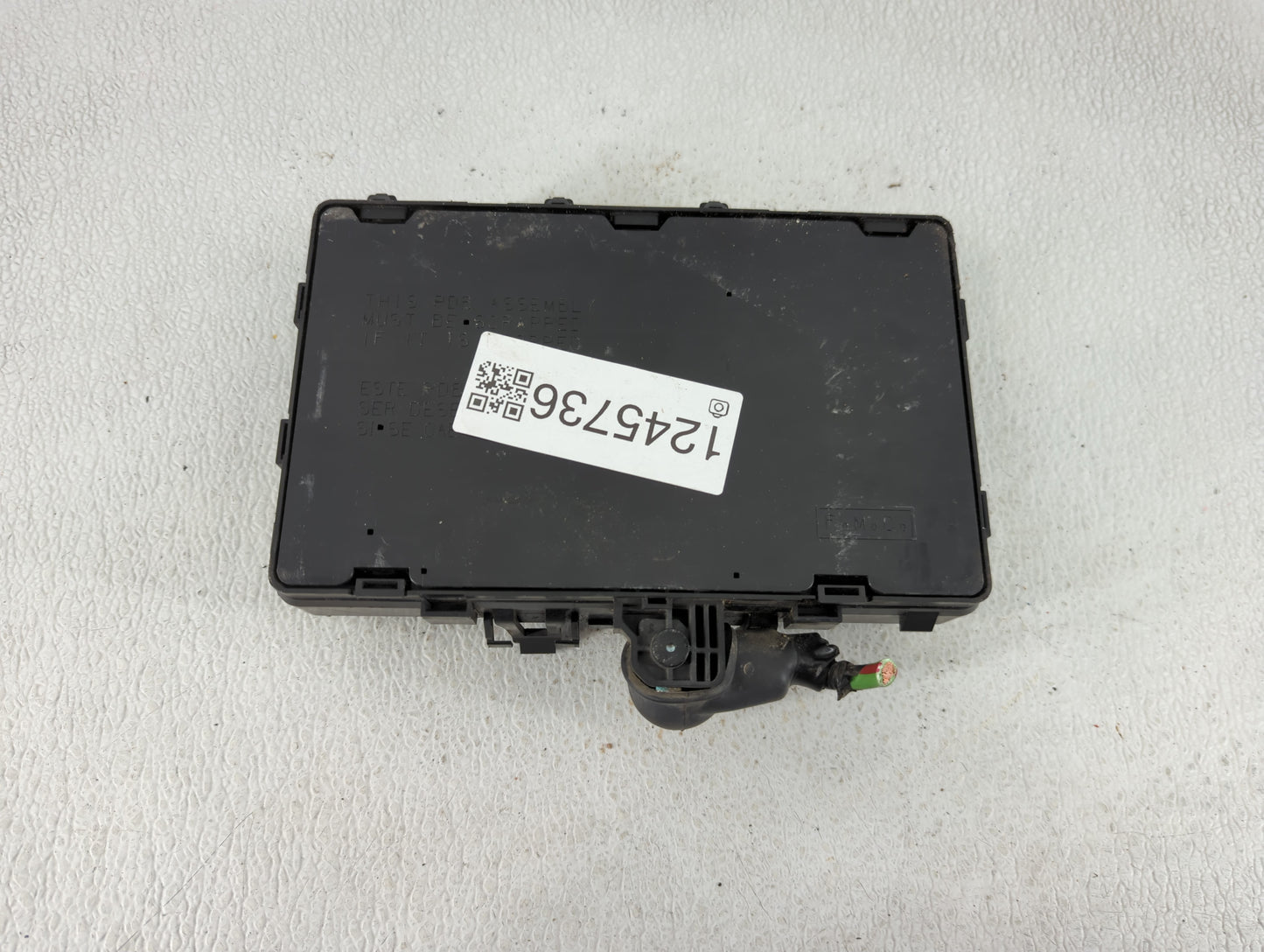 2015-2016 Ford Fusion Fusebox Fuse Box Panel Relay Module P/N:DG9T14A075AA Fits Fits 2015 2016 OEM Used Auto Parts - Oemused