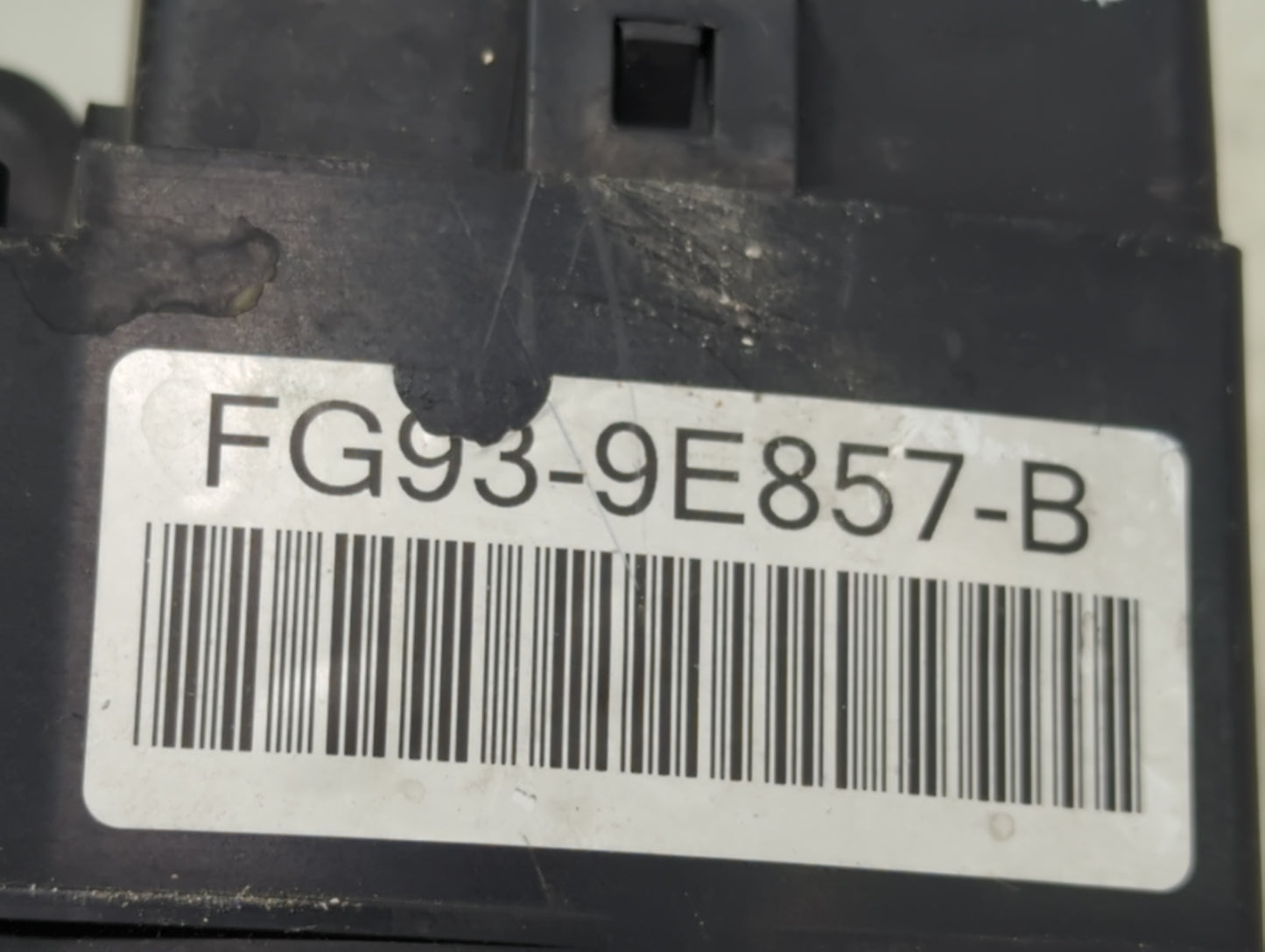 2015 Ford Fusion Fuel Vapor Charcoal Canister 1389859 - Oemusedautoparts1.com