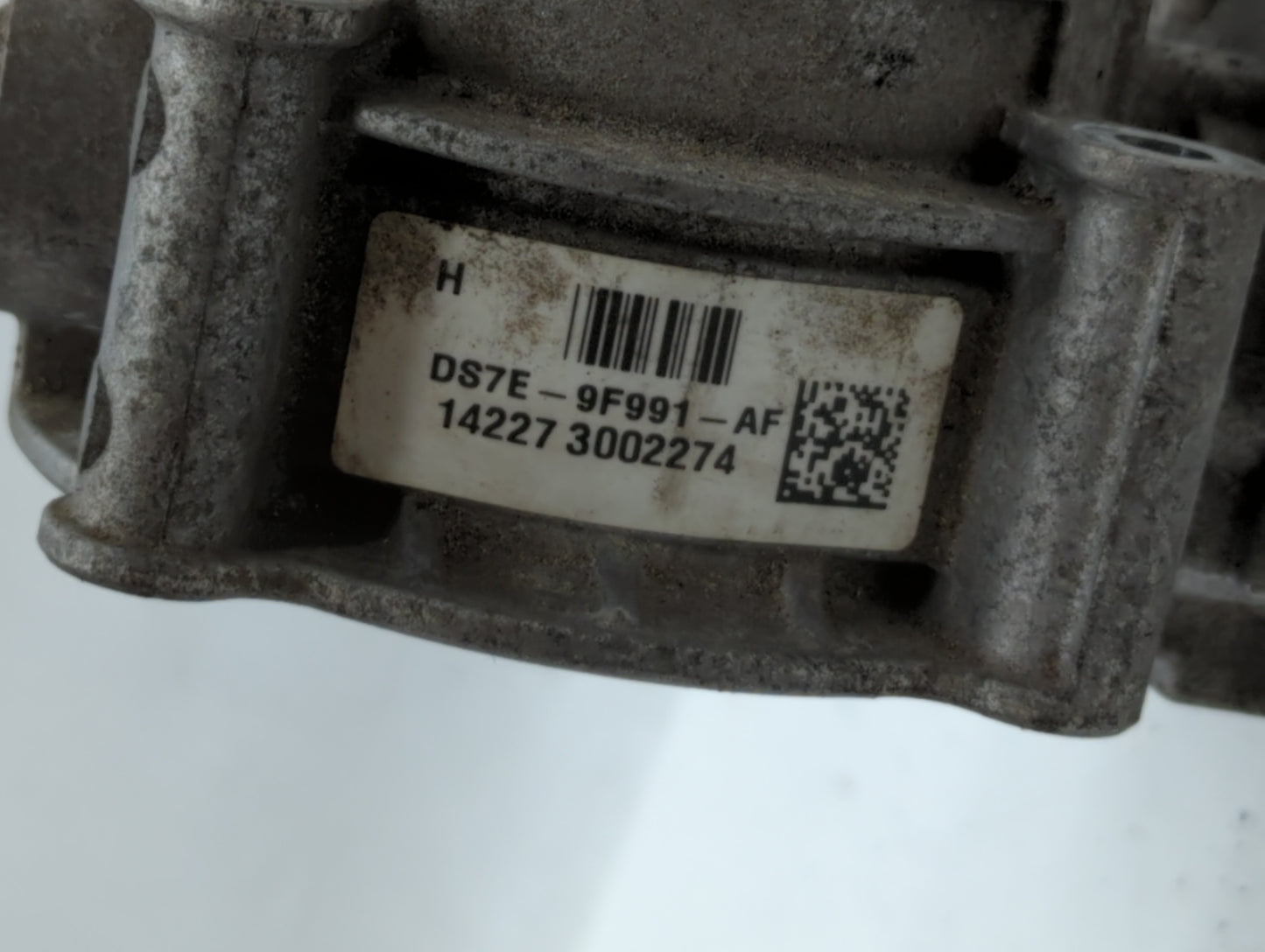 2013-2019 Ford Fusion Throttle Body P/N:DS7E-9F991-AK DS7E-9F991-AD Fits Fits 2013 2014 2015 2016 2017 2018 2019 2020 OEM Us