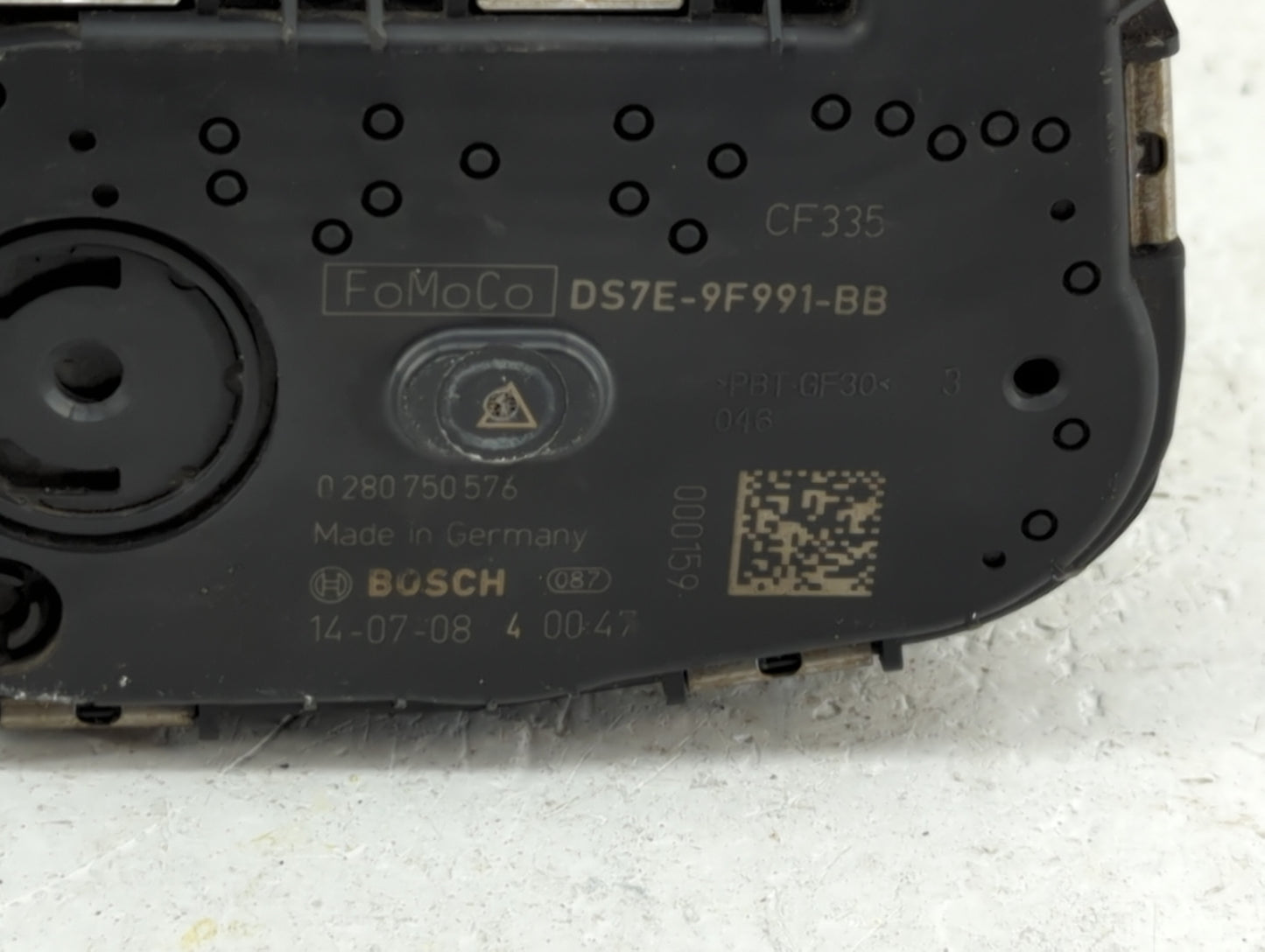2014-2019 Ford Fusion Throttle Body P/N:0 280 750 566 DS7E-9F991-BB Fits Fits 2014 2015 2016 2017 2018 2019 OEM Used Auto Pa