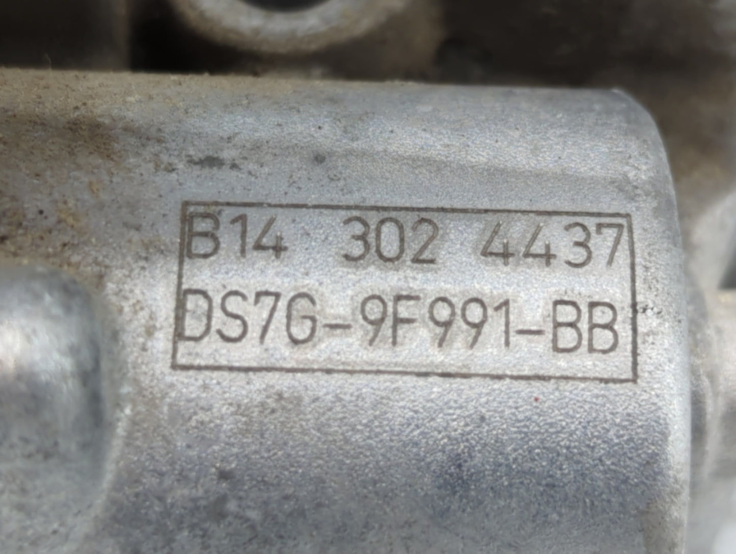 2014-2020 Ford Fusion Throttle Body P/N:DS7G-9F991-BB Fits Fits 2014 2015 2016 2017 2018 2019 2020 OEM Used Auto Parts - Oem