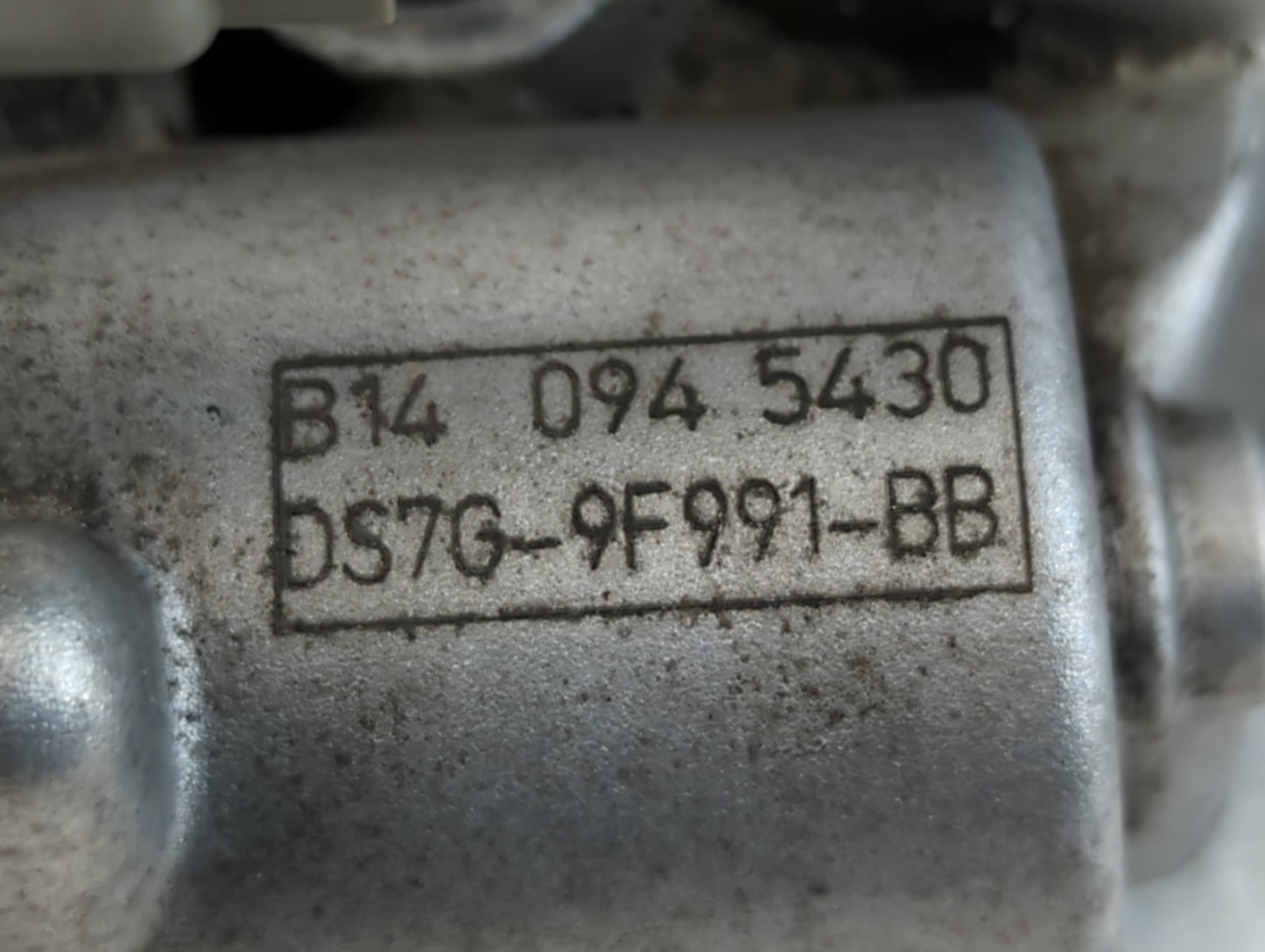 2014-2020 Ford Fusion Throttle Body P/N:DS7G-9F991-BB B14 094 5430 Fits Fits 2014 2015 2016 2017 2018 2019 2020 OEM Used Aut