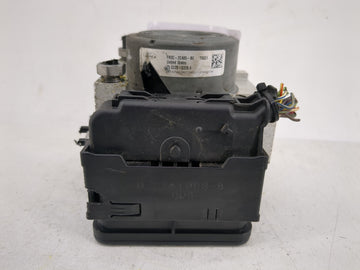 2015 Ford Mustang ABS Pump Control Module Replacement P/N:FR3C-2C405-BE FR3C-2C219-BE Fits OEM Used Auto Parts