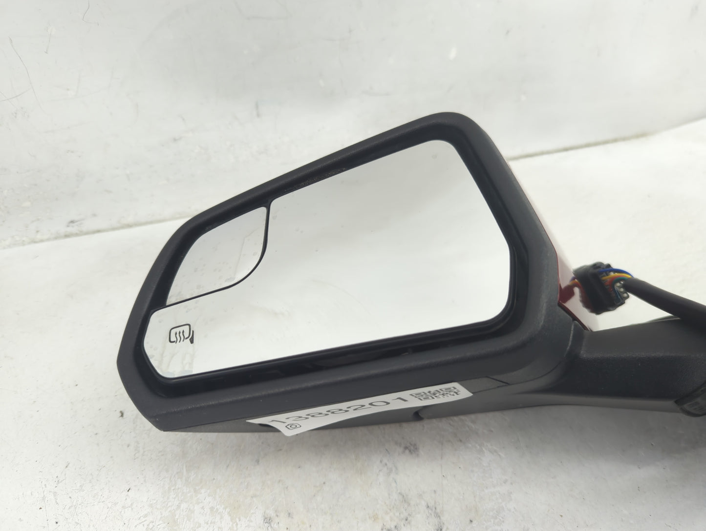 2015-2020 Ford Mustang Driver Side View Mirror - Left Door Mirror OEM Used - Oemusedautoparts1.com