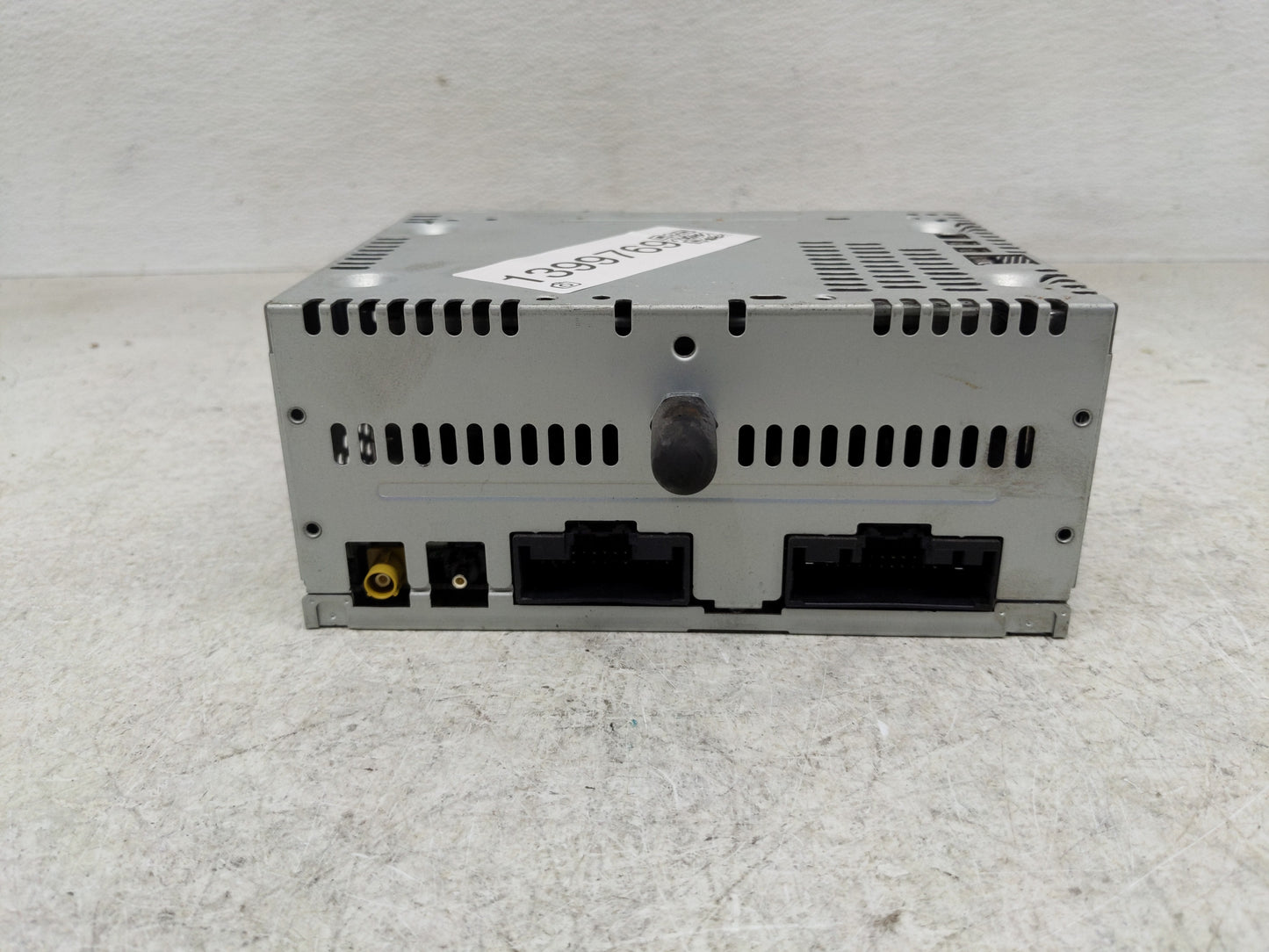 2015-2016 Ford Mustang Radio AM FM Cd Player Receiver Replacement P/N:FR3T-19C107-UA Fits Fits 2015 2016 OEM Used Auto Parts